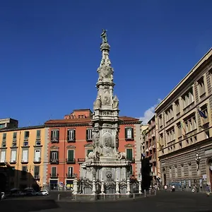 Trinita' Maggiore Home/ Historic Center Napoli