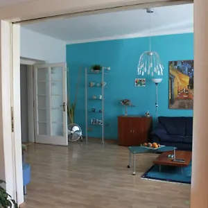 Apartment Cosy Under The Tower, Prag
